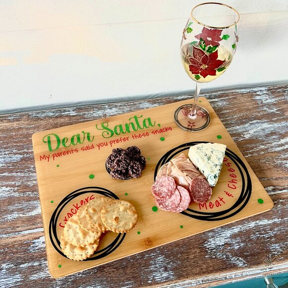 Santa Adult Snacks Wine Tray Cutting Board Resin Wood Cutting Board Charcuterie - Picture 1 of 9